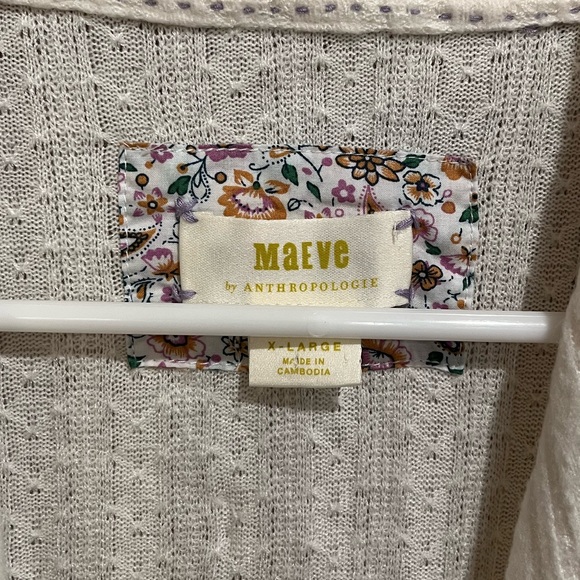 ANTHROPOLOGIE Maeve off white textured long sleeve faux wrap top - Picture 2 of 5